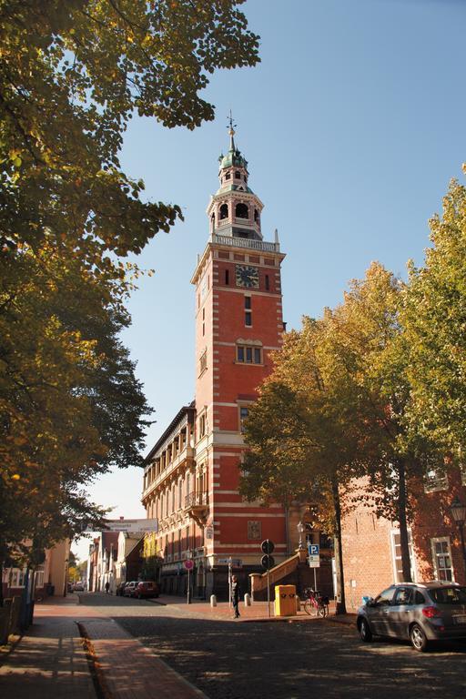 Ostfriesen Hof Отель Леер